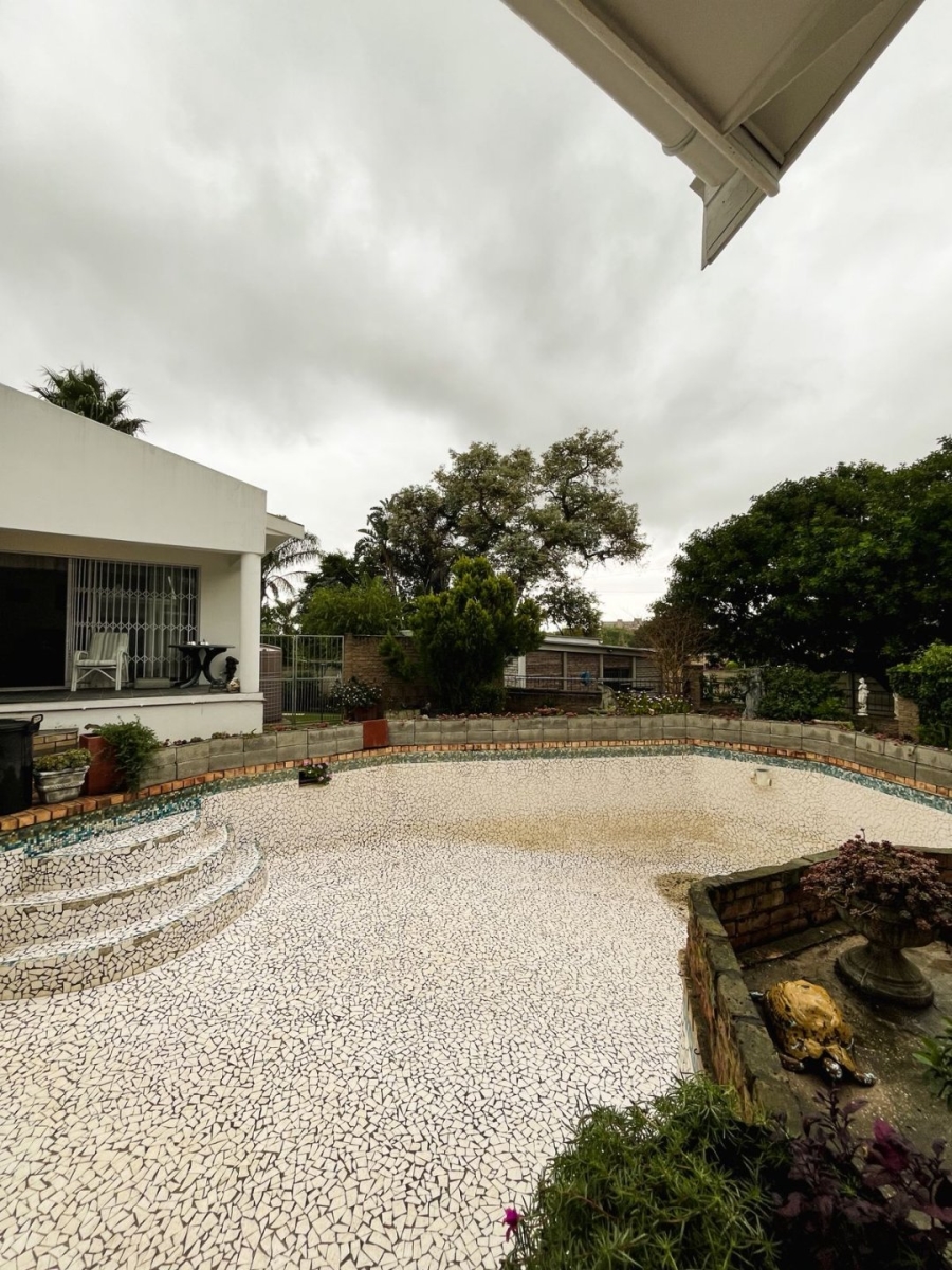 5 Bedroom Property for Sale in Vanes Estate Eastern Cape